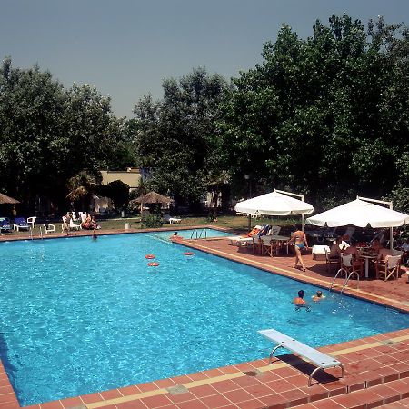 Отель Edem Holiday Club Катерини Экстерьер фото